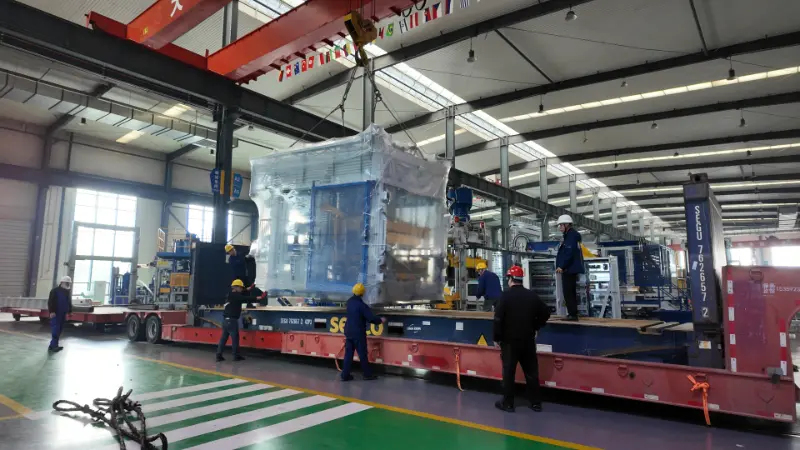 Inteligentni stroji za izdelavo opek QuanGong se podajajo na novo čezmorsko potovanje in prispevajo k zeleni nadgradnji globalne infrastrukture.