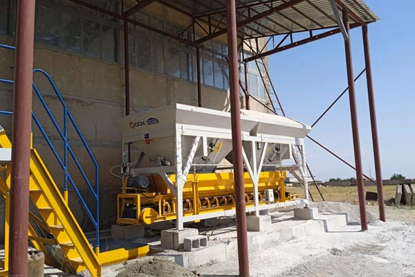 Avtomatski stroj za izdelavo blokov QT6 V Armeniji od leta 2022