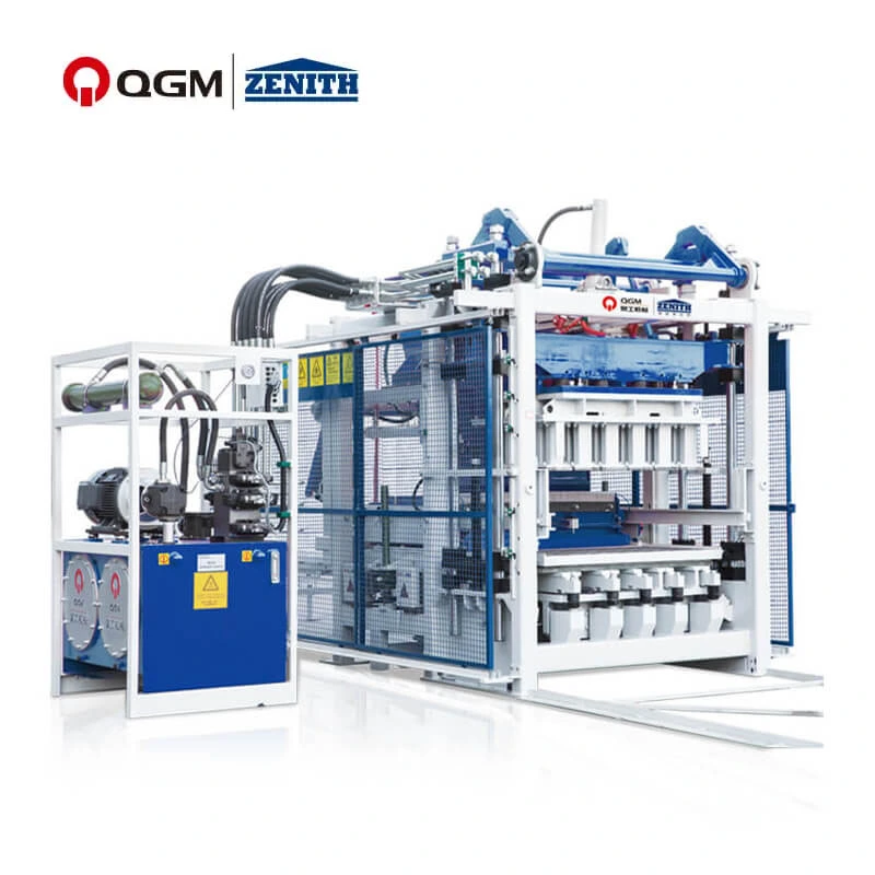 Stroj za izdelavo trdnih blokov